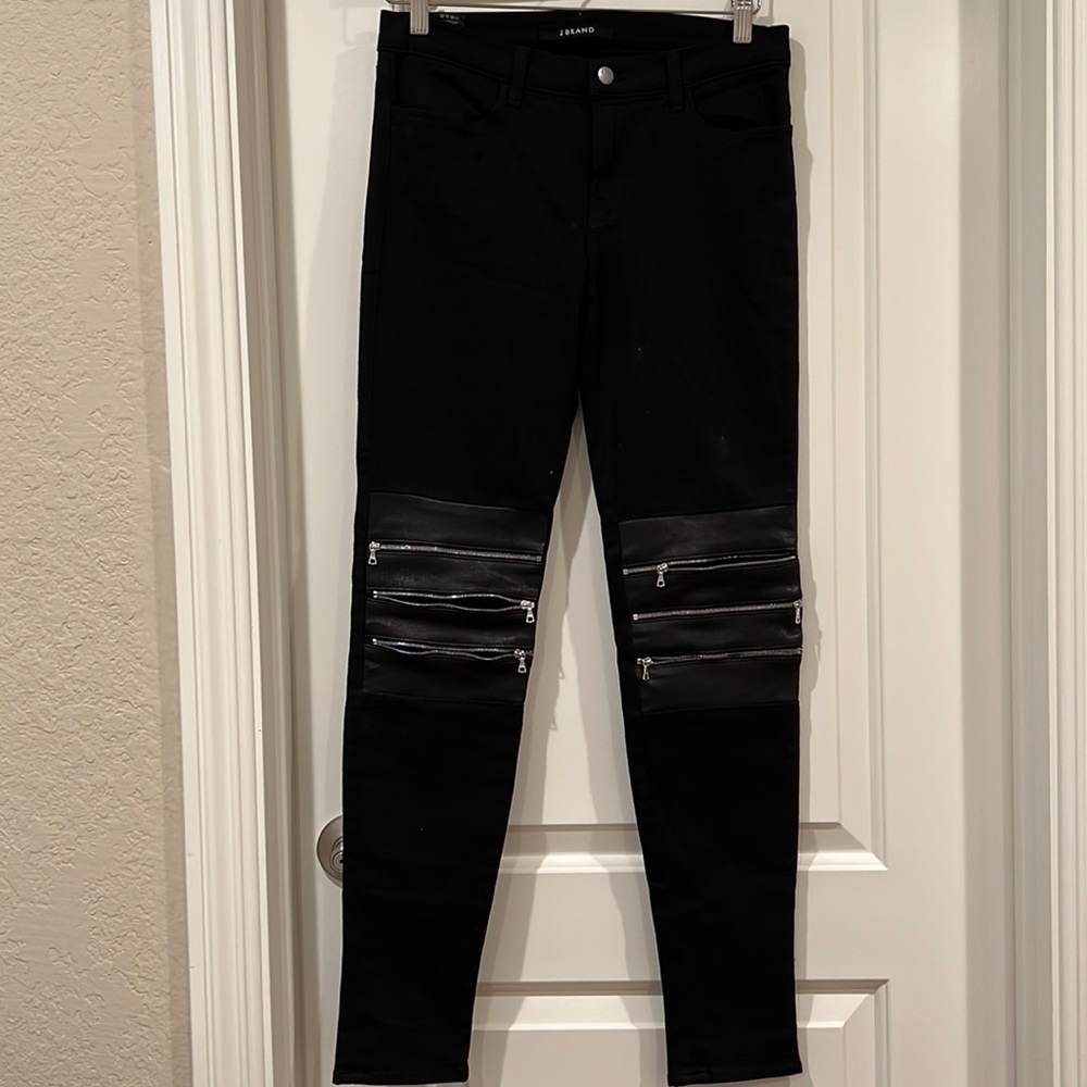 JBrand like new condition jeans. In size 27.